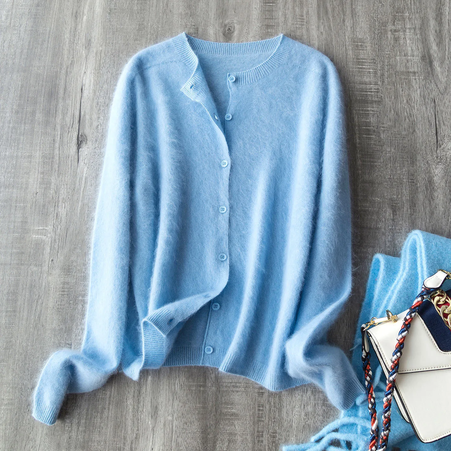 Женский кардиган из шерсти, демисезонный
