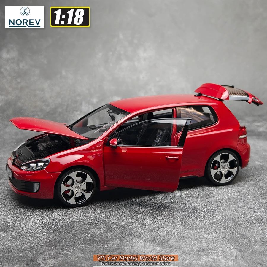 Миниатюра Коллекционная модель Volkswagen Golf GTI 2009, 1:18