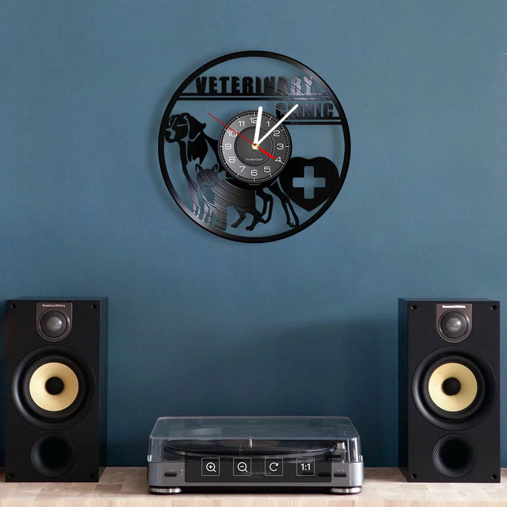 Настенные часы The Vinyl Clock из винила