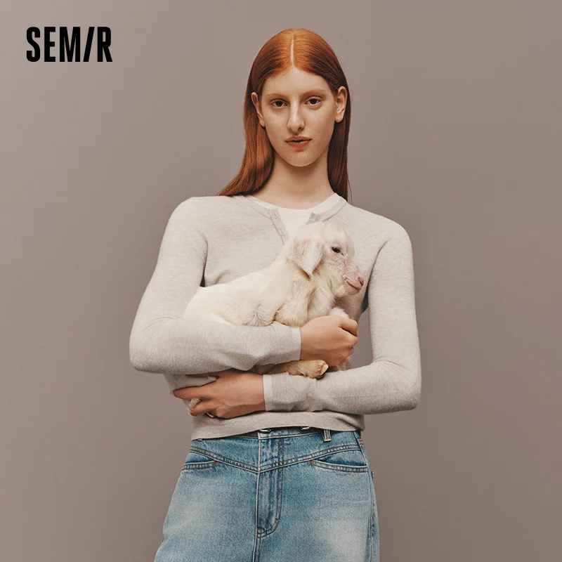 Миниатюра Женский теплый вязаный свитер Semir с имитацией многослойности