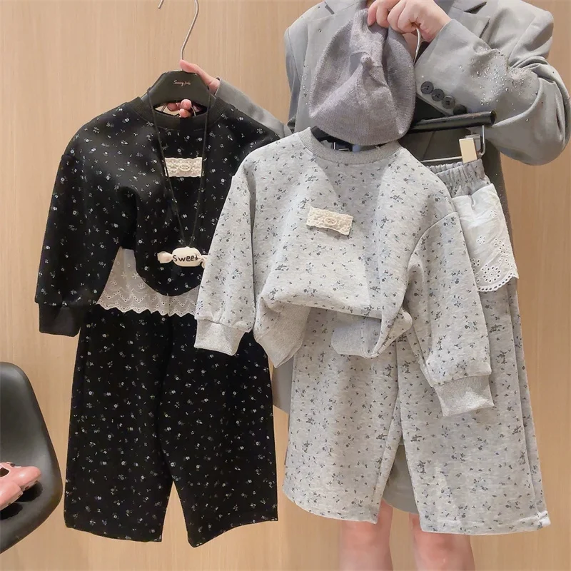 Миниатюра Детский костюм с цветочным свитшотом, 2–8 лет