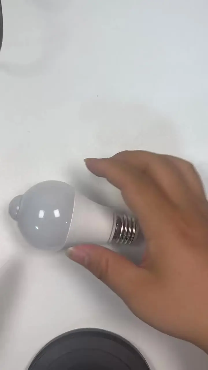 Миниатюра LED-лампа-ночник с датчиком движения PwwQmm