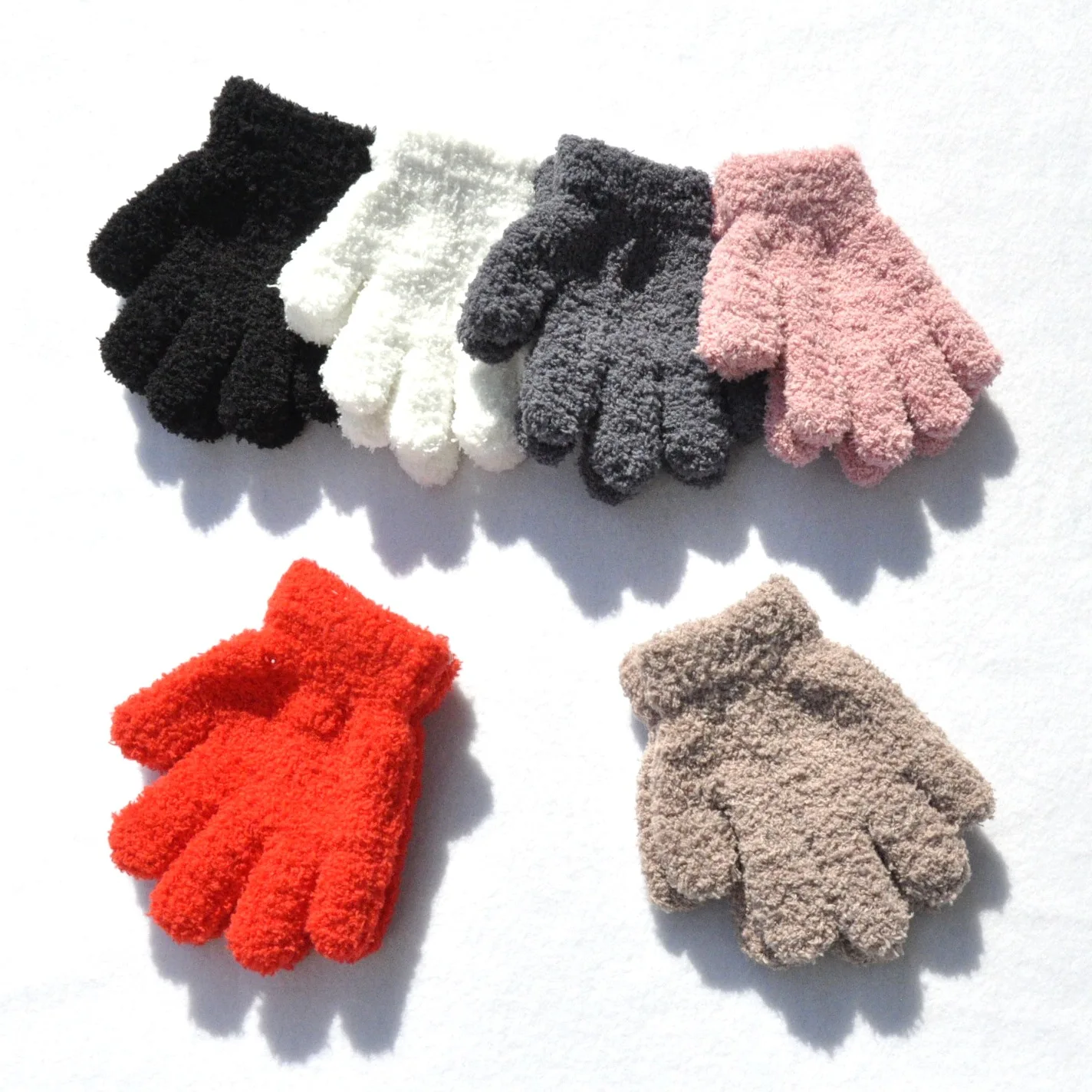 Миниатюра Детские перчатки из кораллового флиса, 3–6 лет