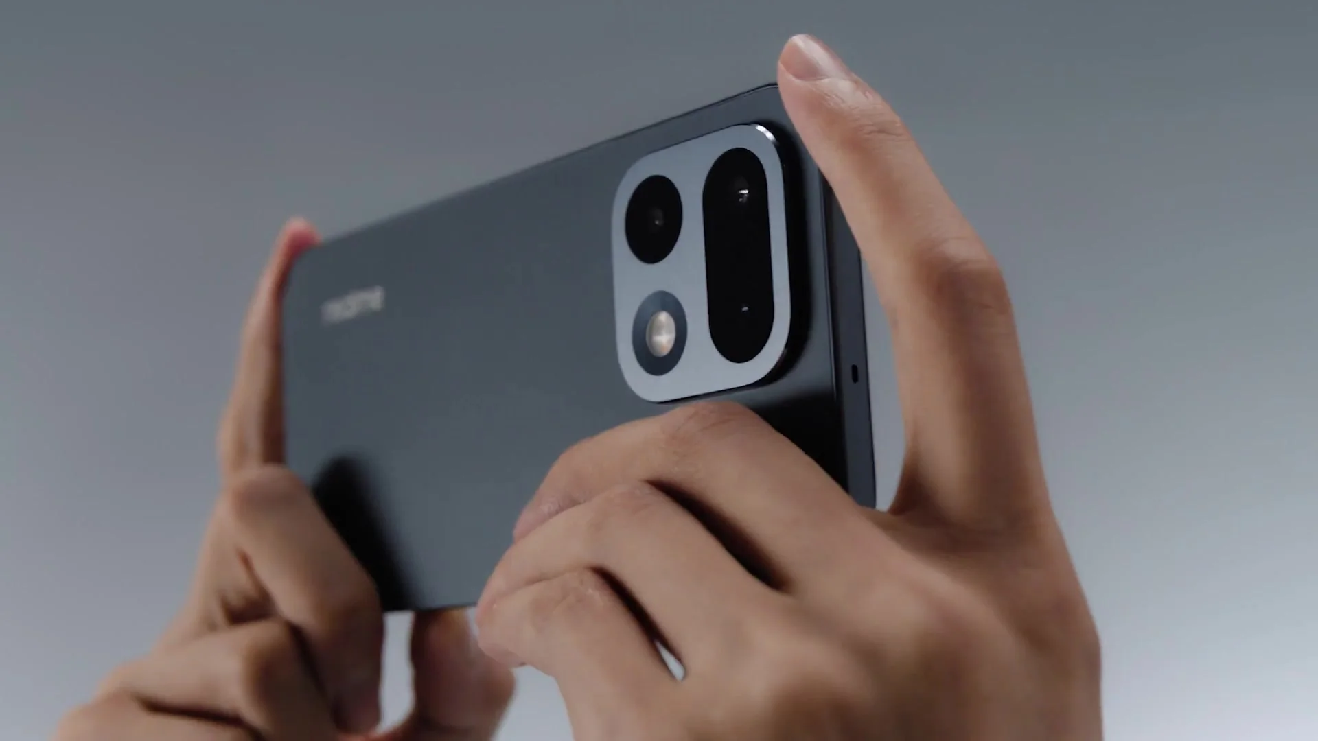 Миниатюра Смартфон Realme 16 Pro 5G, 8/256ГБ, 12/512ГБ, 16/512ГБ
