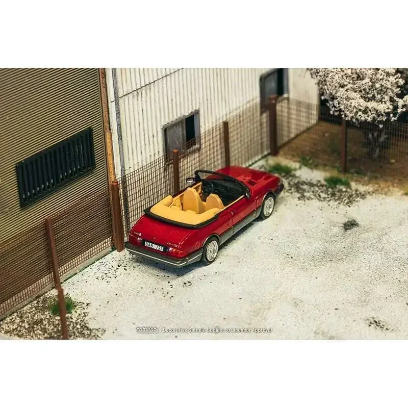 Миниатюра Модель Saab 900 Turbo Convertible, 1:64, Tarmac Works
