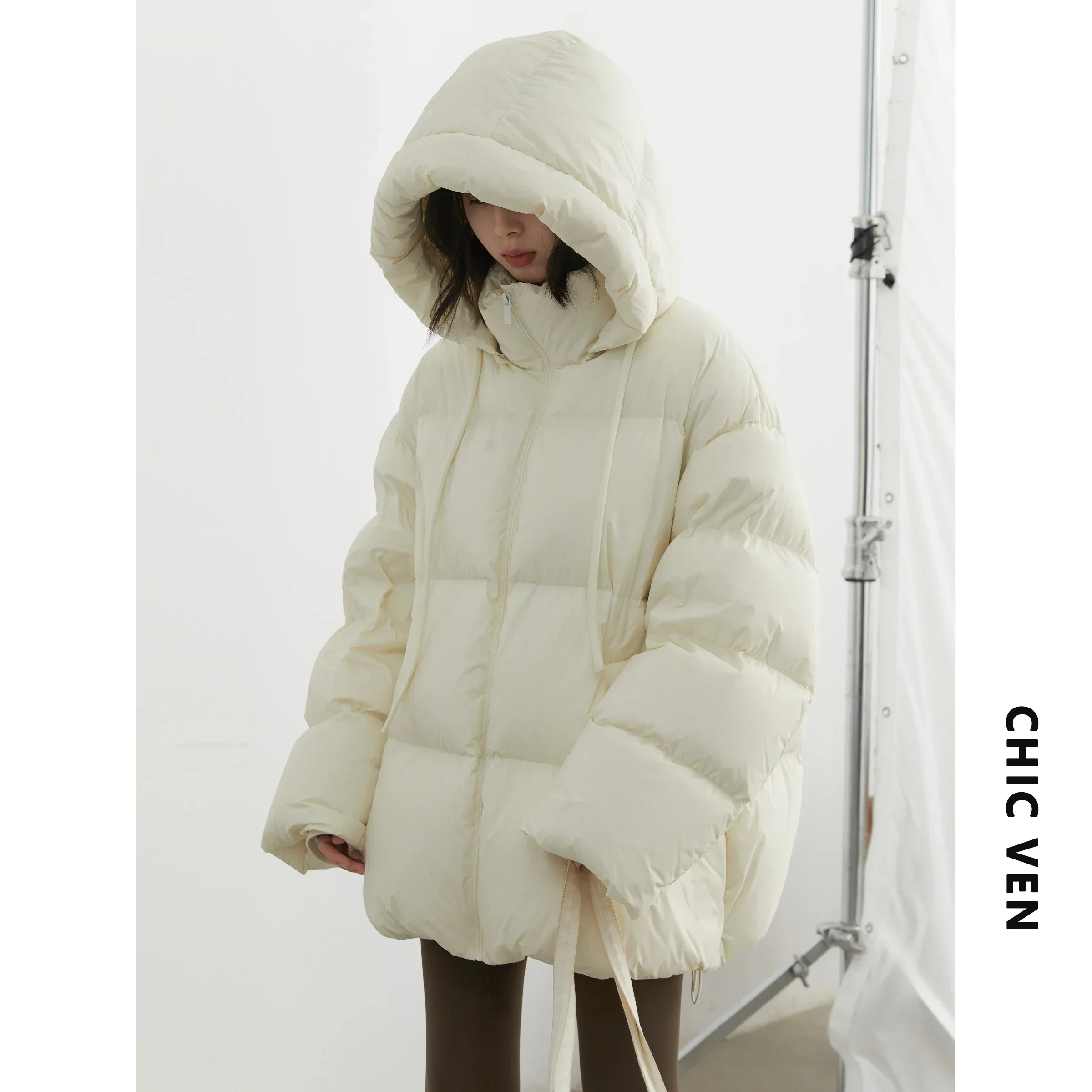 Миниатюра Белый пуховик CHIC VEN из нейлона